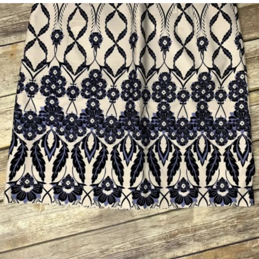 5️⃣for💲25 J Crew Trellis Floral skirt Blue - Picture 5 of 5